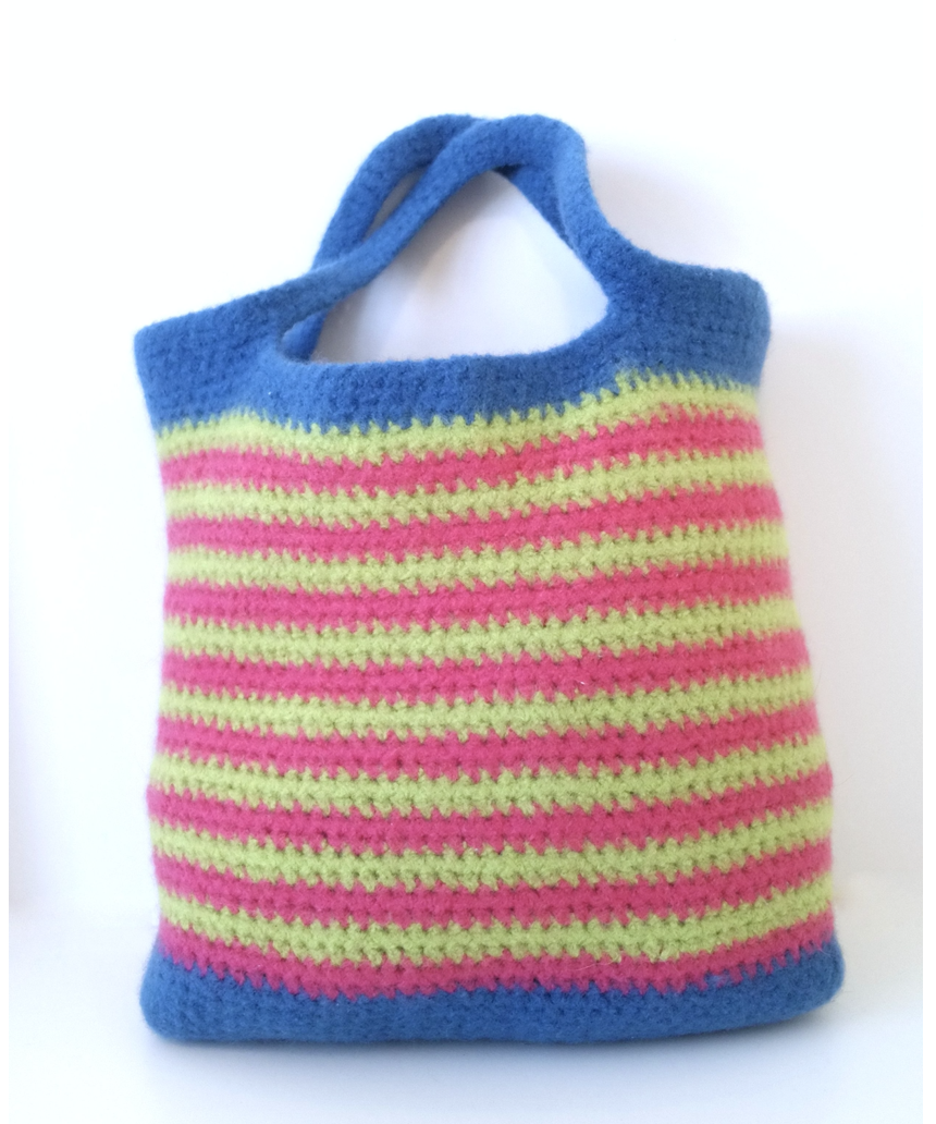 Brave Felted Tote Bag FREE Crochet Pattern | Kristin Omdahl